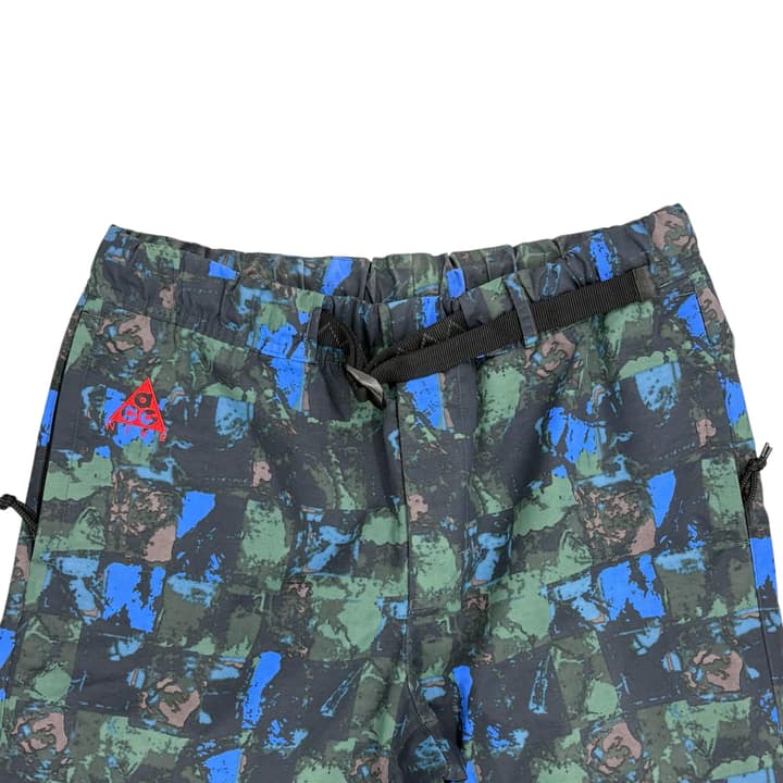 NIKE ACG Camouflage Cargo Pants