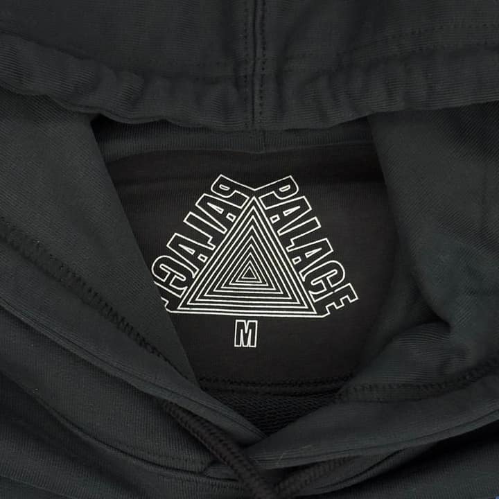 PALACE Maximum Hoodie