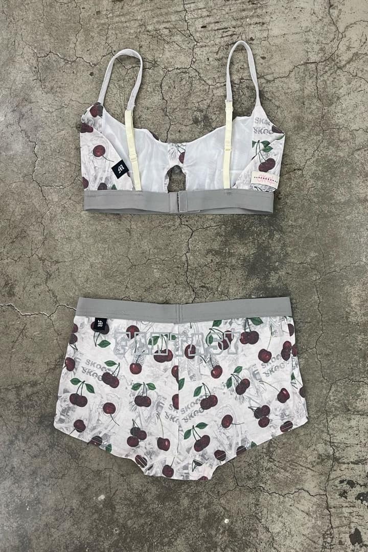 FANTASY PANTY SET CHERRY