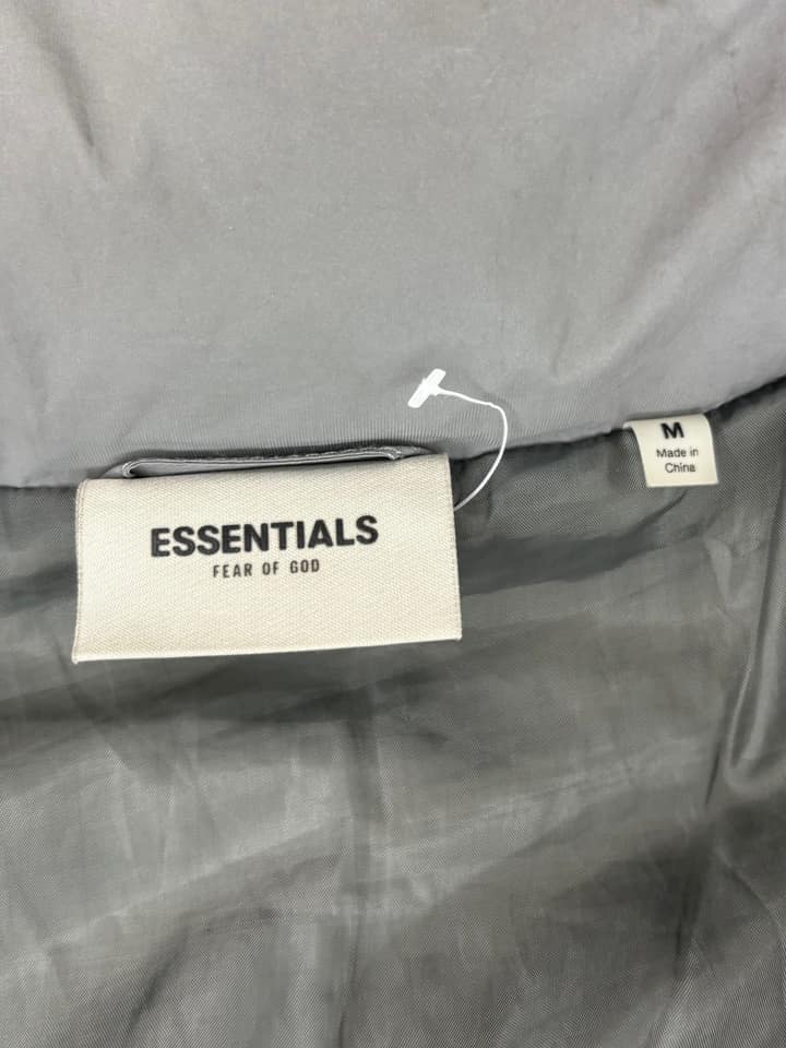 ESSENTIALS Puffer Jacket