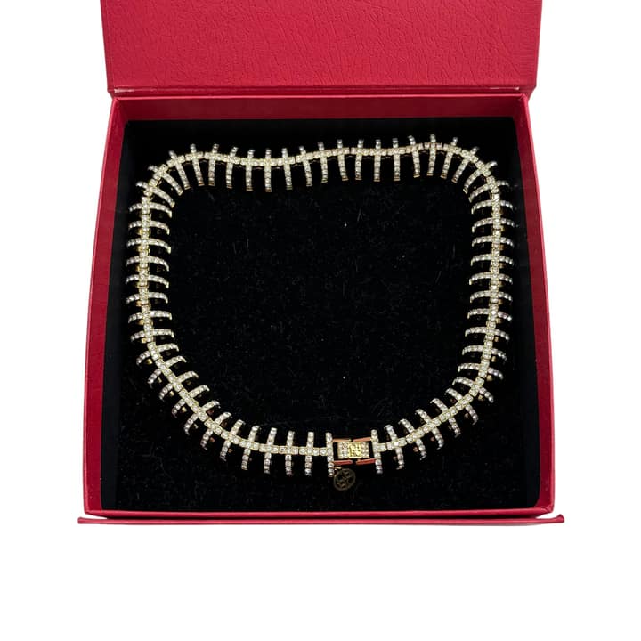 CHHC Elegant Crystal Necklace
