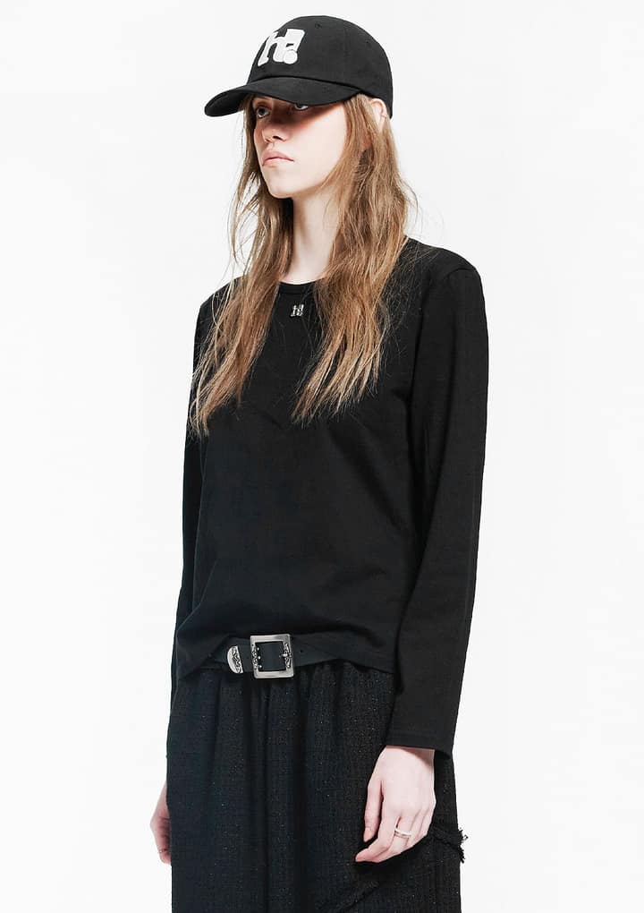 홀리 화이트 심볼 롱슬리브 _ 블랙