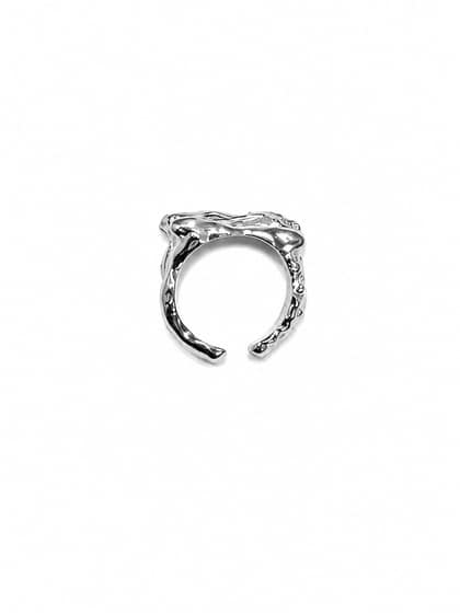MELTING TWIG RING