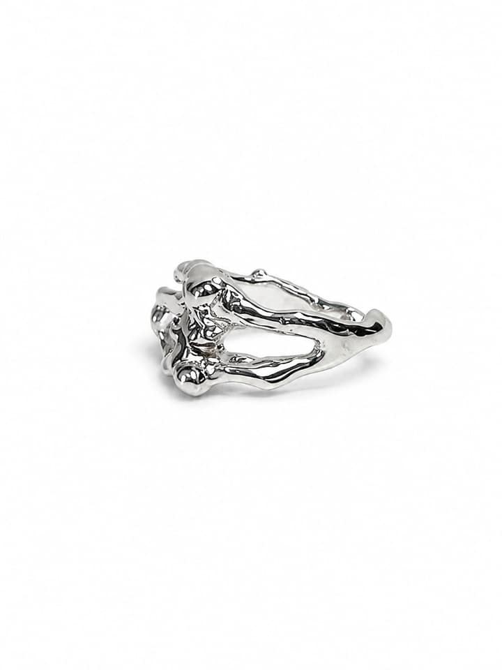 MELTING TWIG RING
