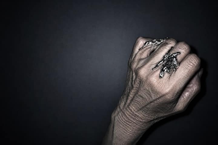 HALO-SHARD RING