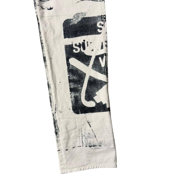 OFF-WHITE Painted Graphic Jeans