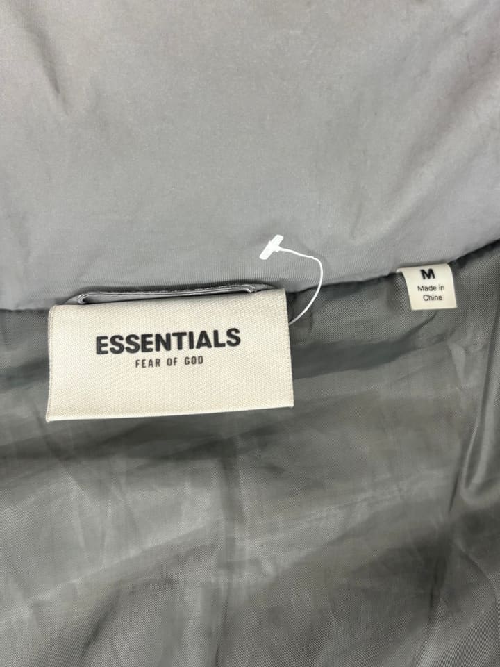 ESSENTIALS Puffer Jacket 상세 이미지 4