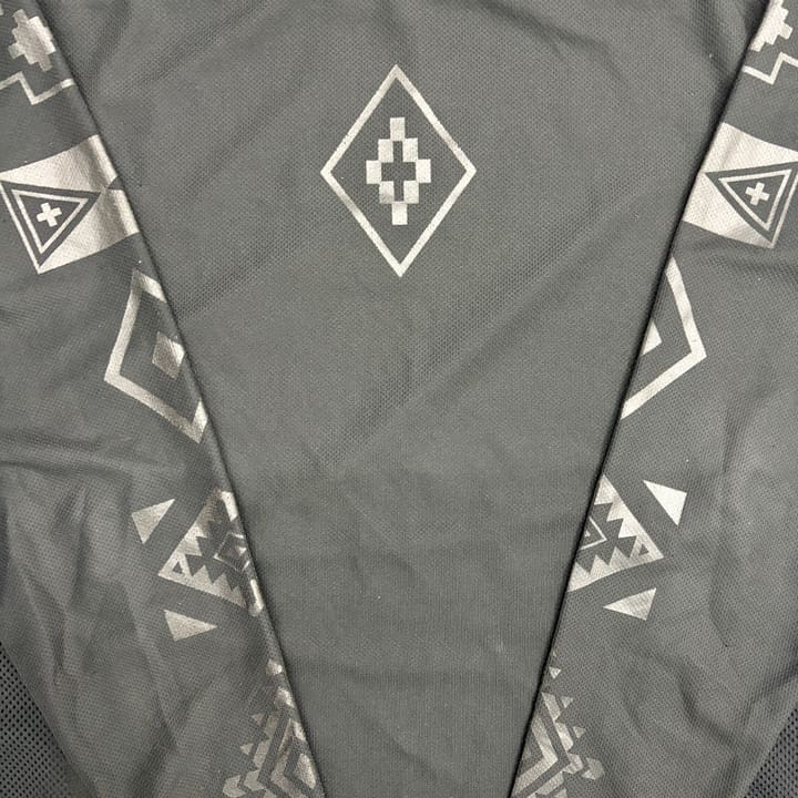 MARCELO BURLON Long Sleeve Graphic T-Shirt 상세 이미지 2