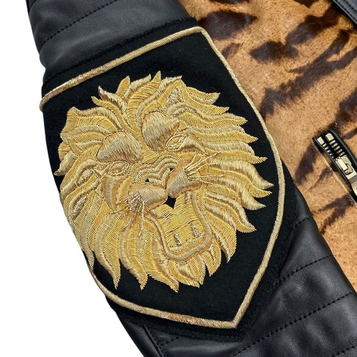 BALMAIN Tiger Pattern Bomber Jacket 상세 이미지 4
