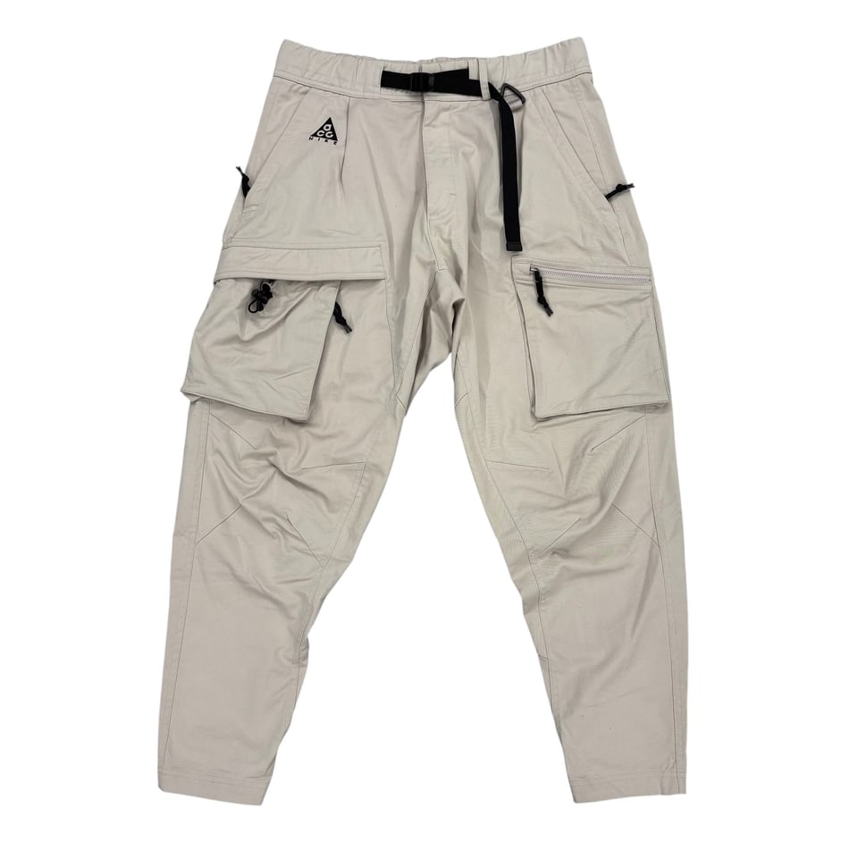 NIKE ACG Cargo Pants Beige