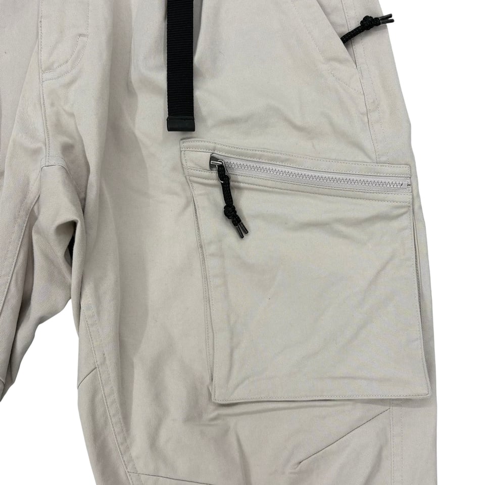 NIKE ACG Cargo Pants Beige