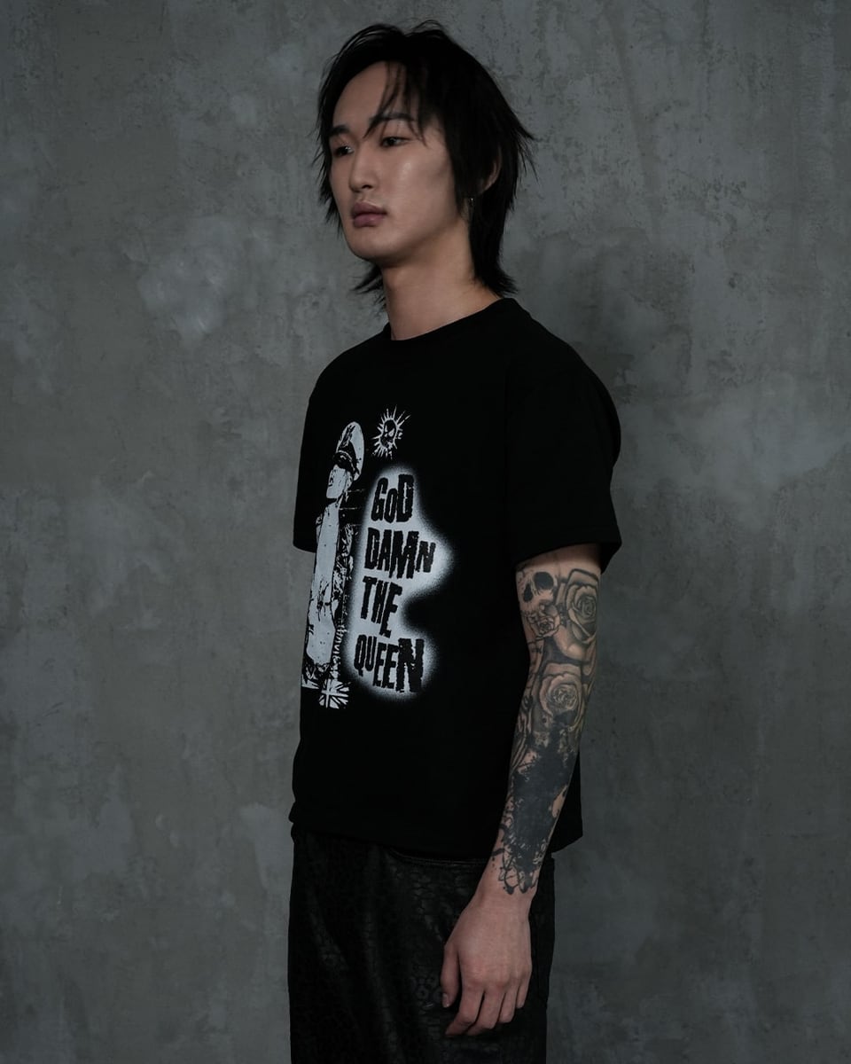 Pistols Tee (BLACK)