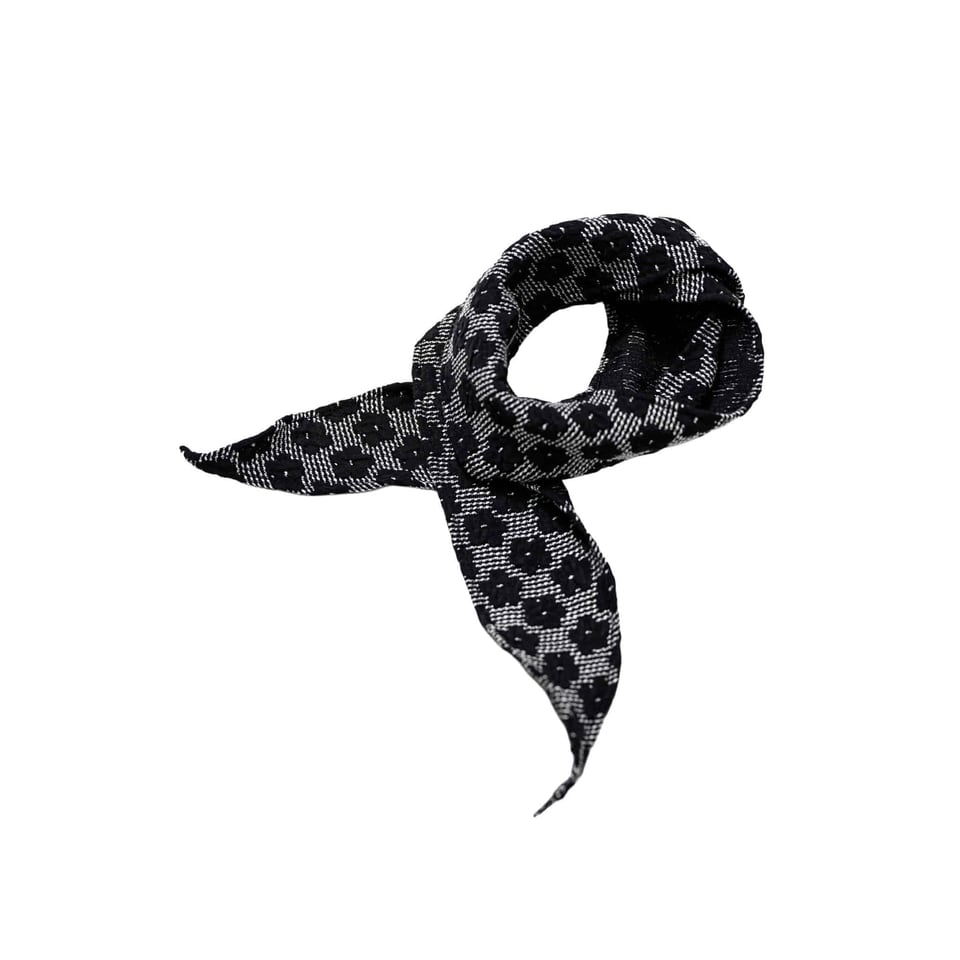 No.203 Black Delicato