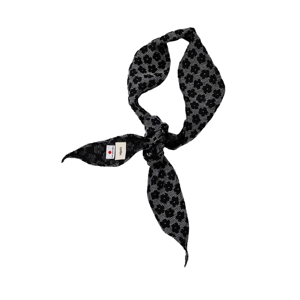No.203 Black Delicato