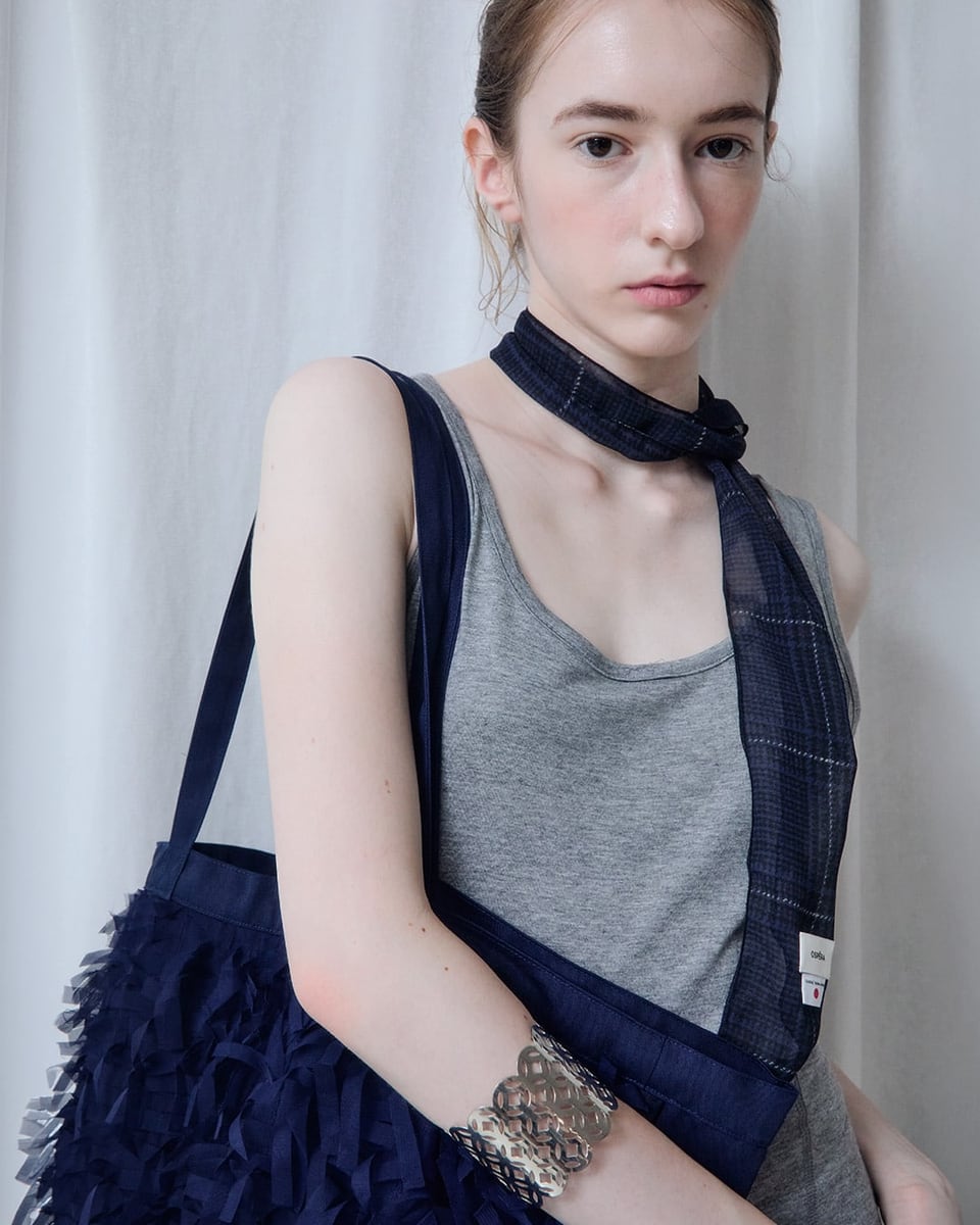 No.213 Navy Marcato