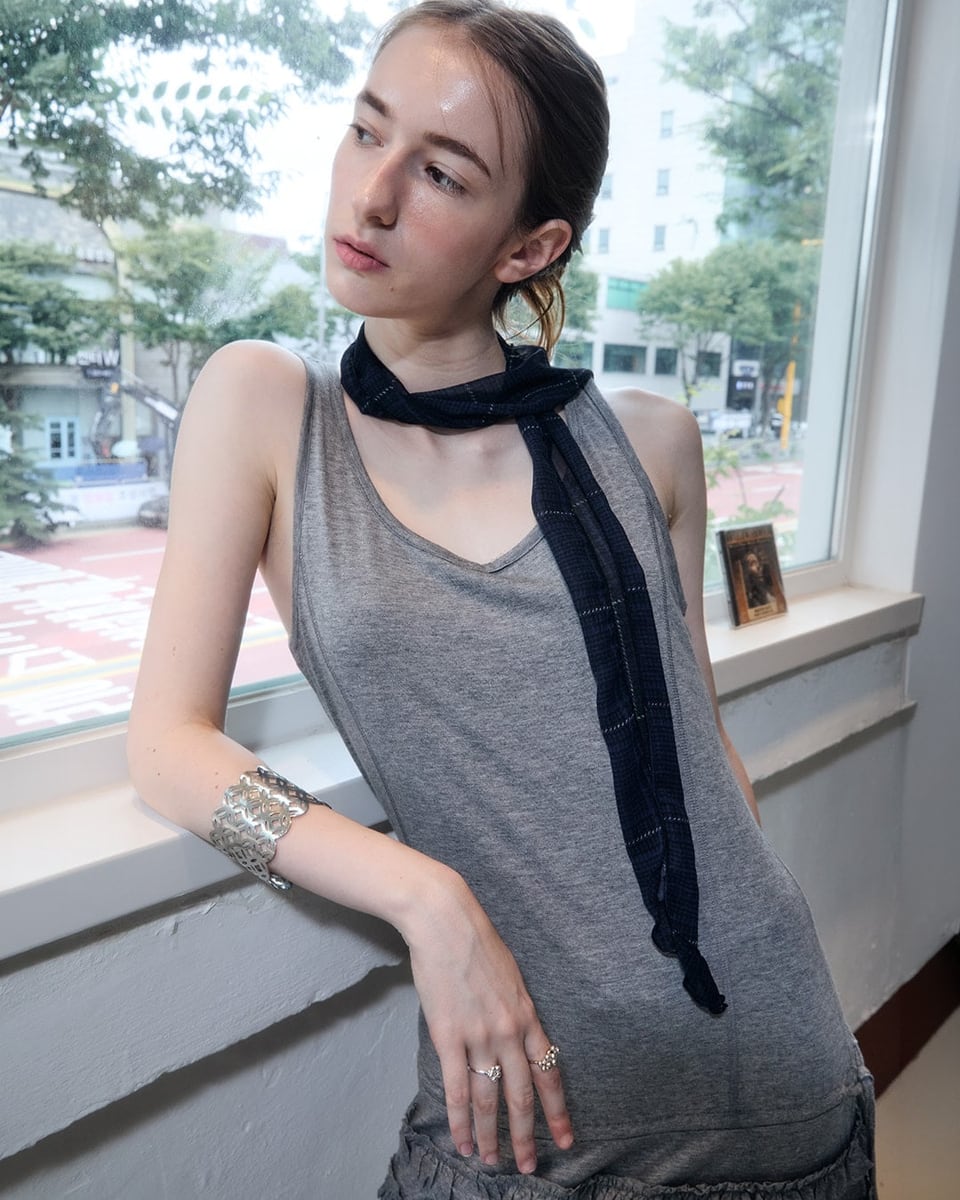No.213 Navy Marcato