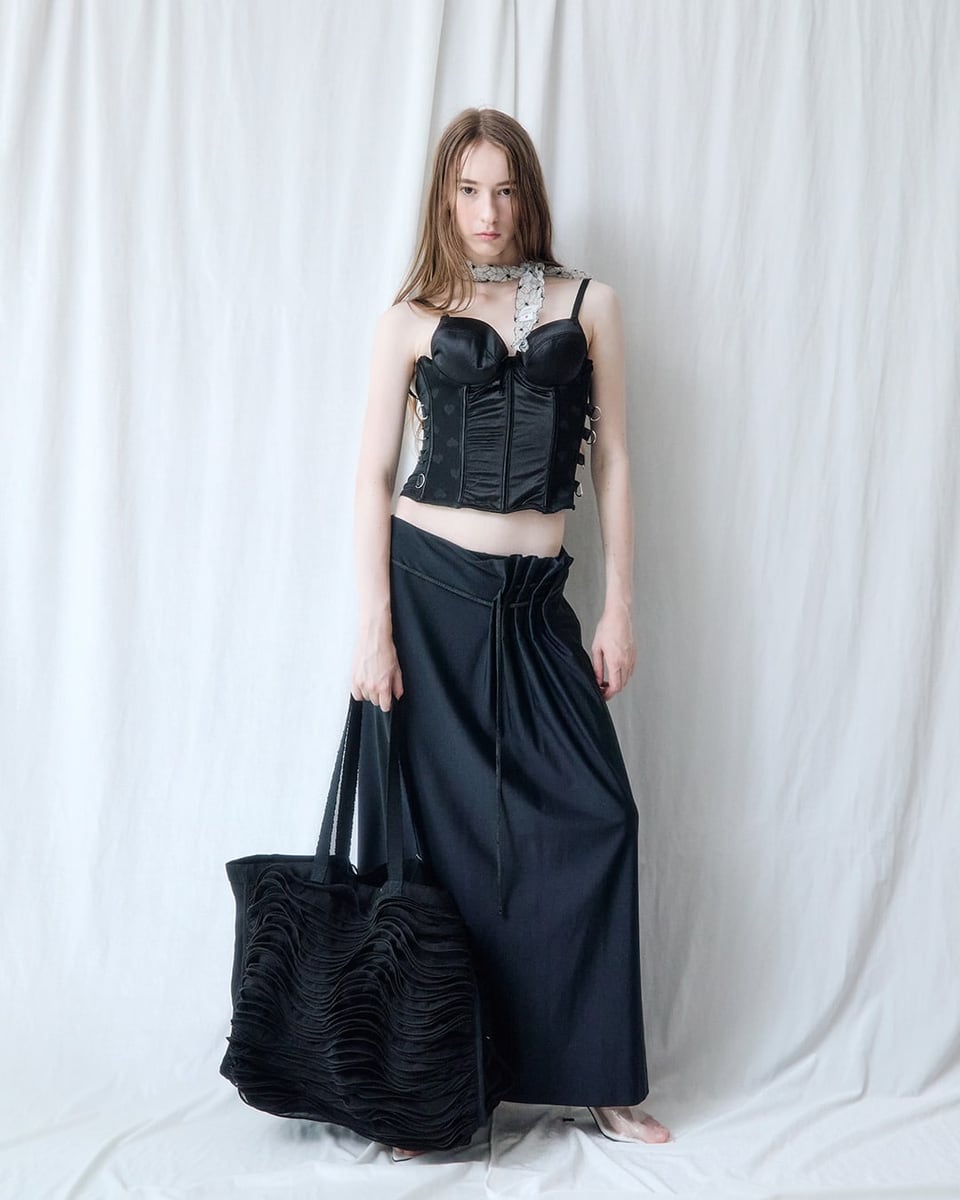 No.1101 Black Ensemble