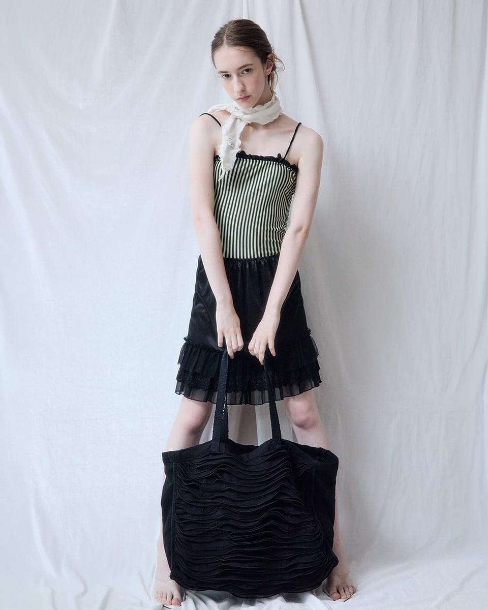 No.1101 Black Ensemble