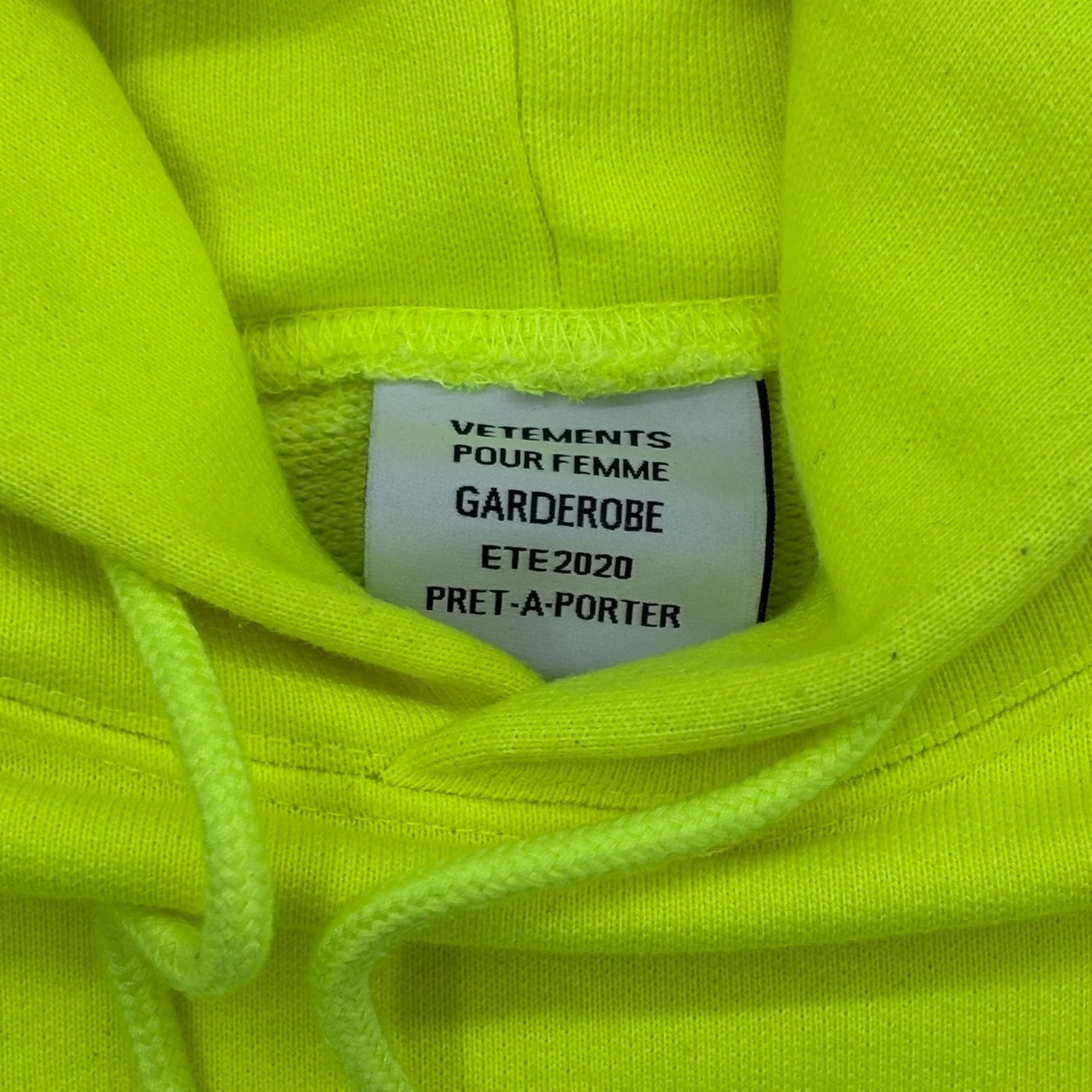 Vetements Neon Hoodie 상세 이미지 5