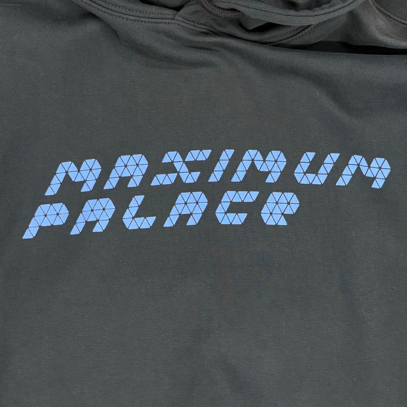 PALACE Maximum Hoodie 상세 이미지 2