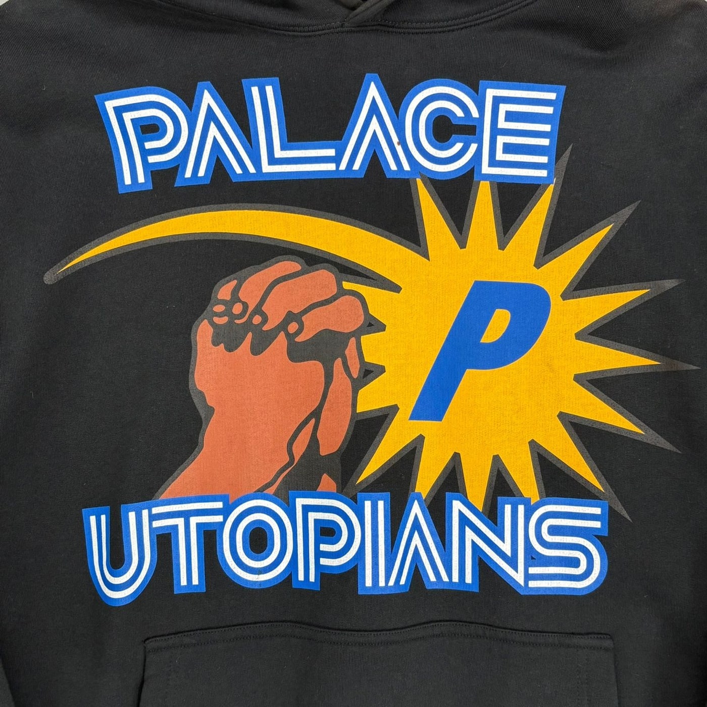 PALACE Utopians Hoodie 상세 이미지 3