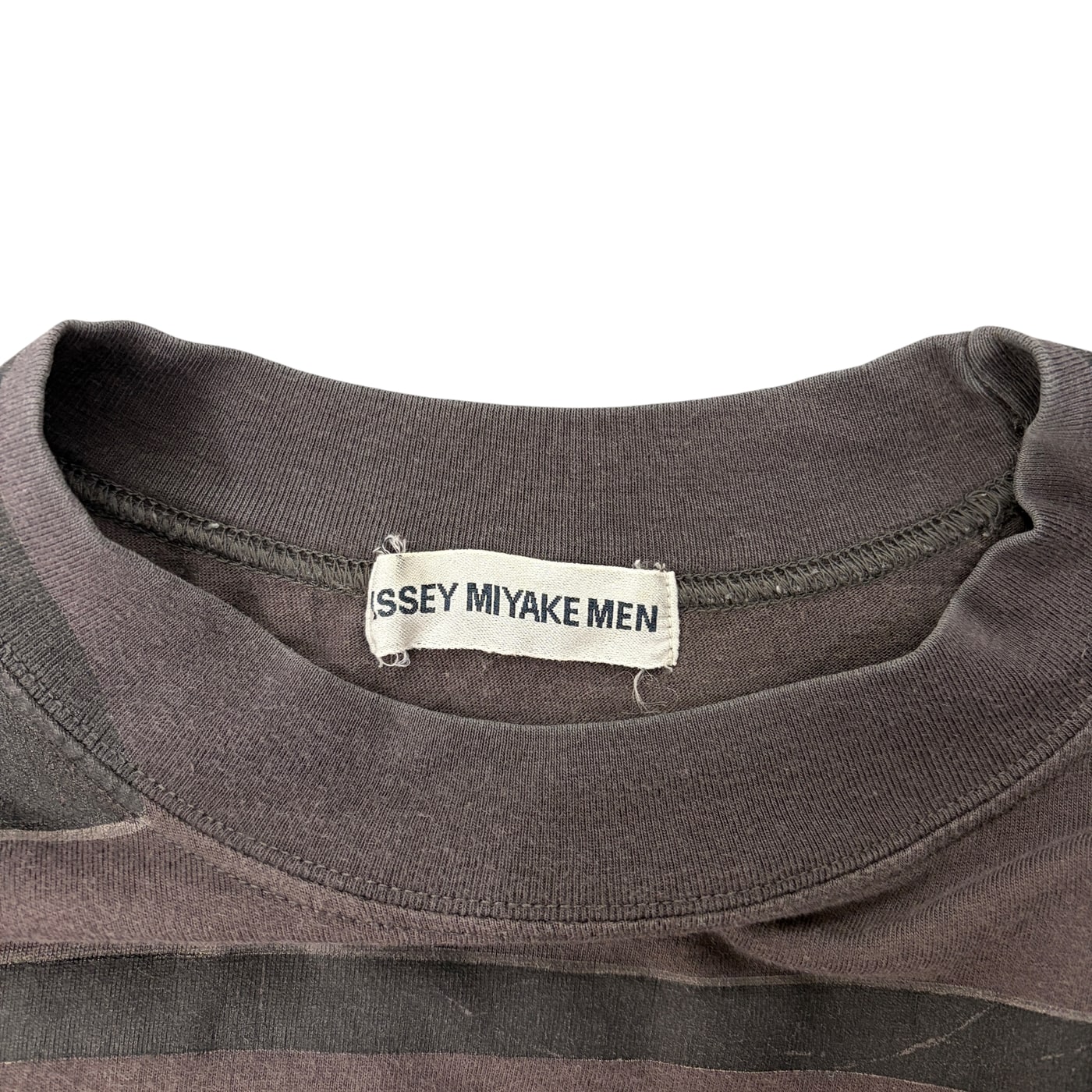 ISSEY MIYAKE Striped T-Shirt 상세 이미지 2