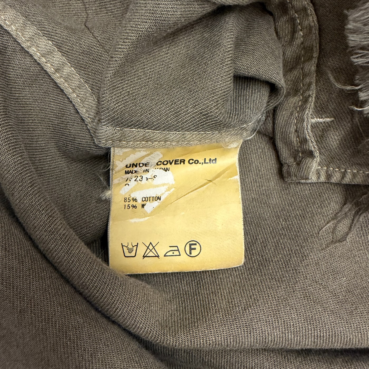 UNDERCOVER Sleeveless Shirt 상세 이미지 2